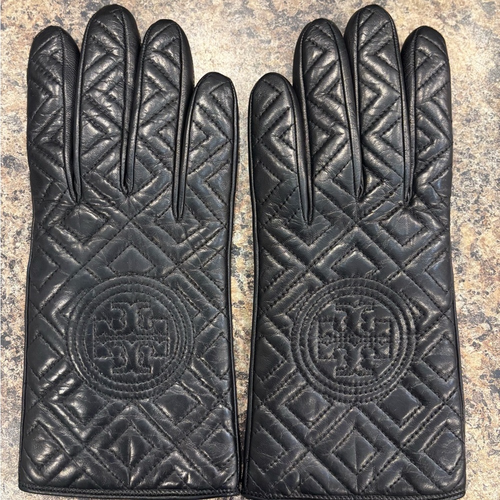 Tory Burch Black Quilted Leather Gloves - 7.5